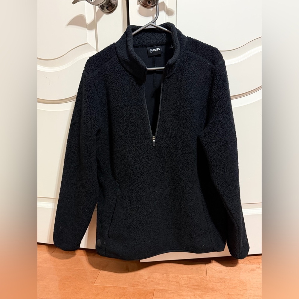 Cuts Clothing Fleece Sweater